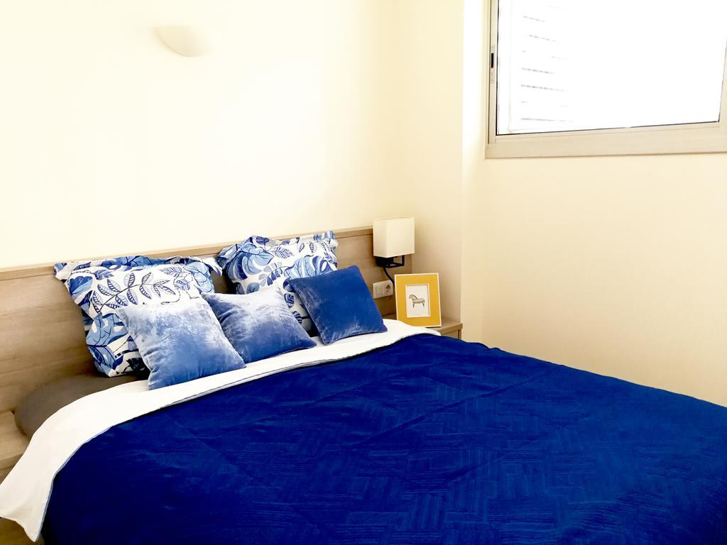 Apartment Pool Center